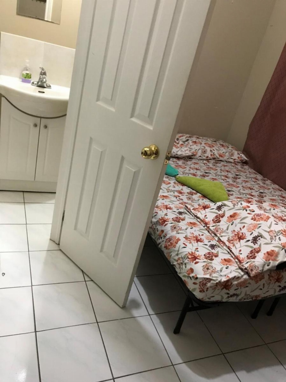 Monthly University Apartment-Elizabeth Image 21